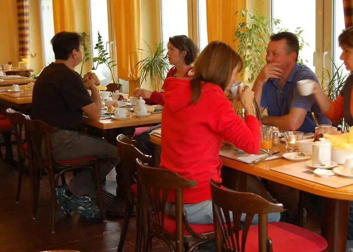 Gasthof Stadthotel 3*